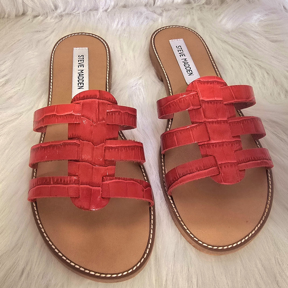 Steve Madden Coral color Women's Sandals. Never Worn
